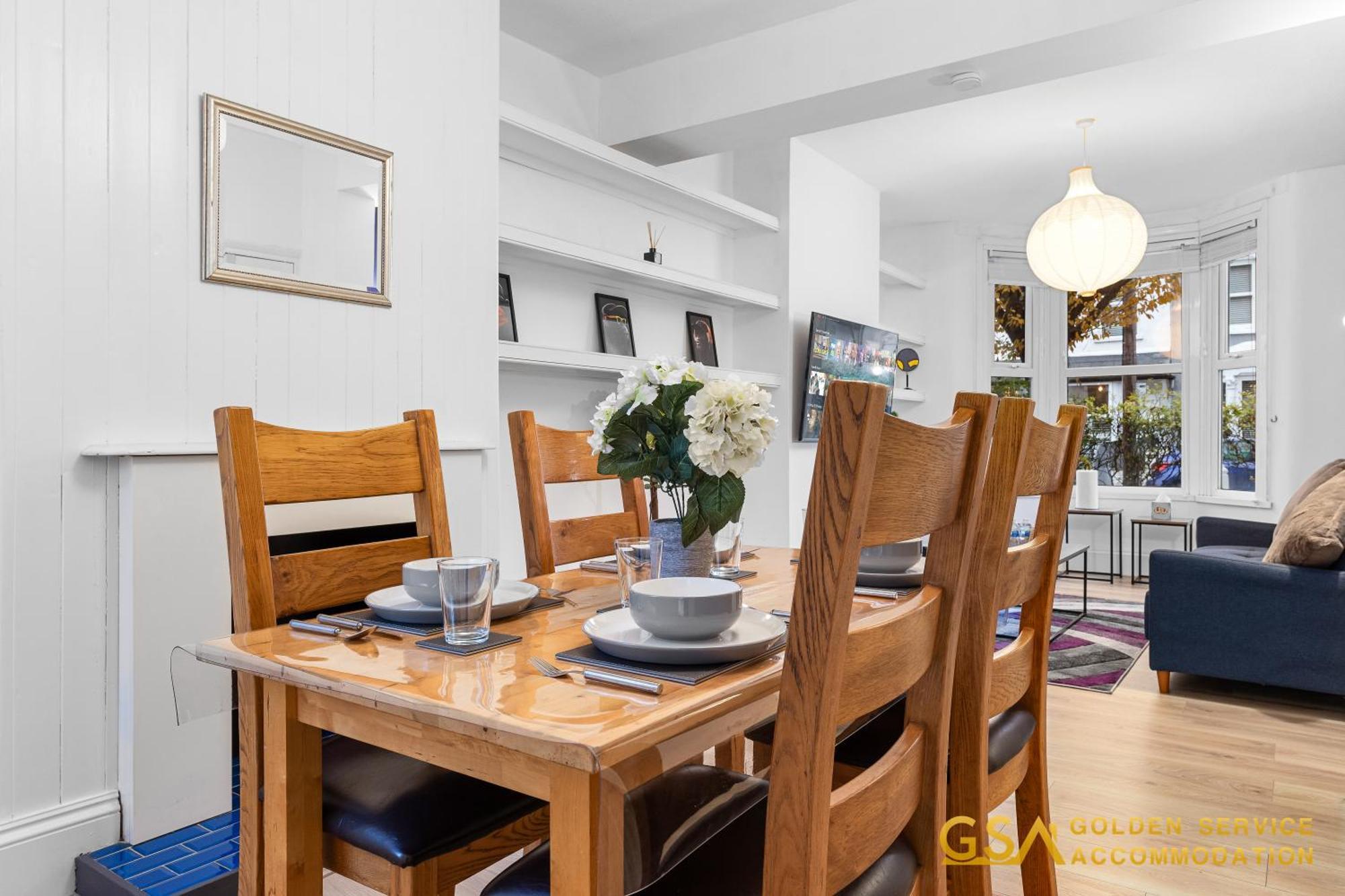 Villa Stylist And Cosy 3 Bed House Leytonstone Sleeps 7 à Londres Extérieur photo